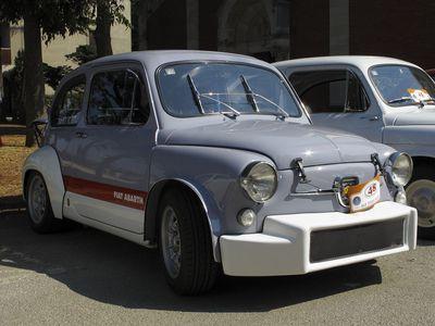 Serie: Fiat Abarth 1000 TC mit dem typischen Ölkühler