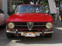 Serie Alfa Romeo GT: der Kühlergrill 