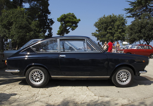 Serie: Fiat 850 Coupe - Seitenansicht 