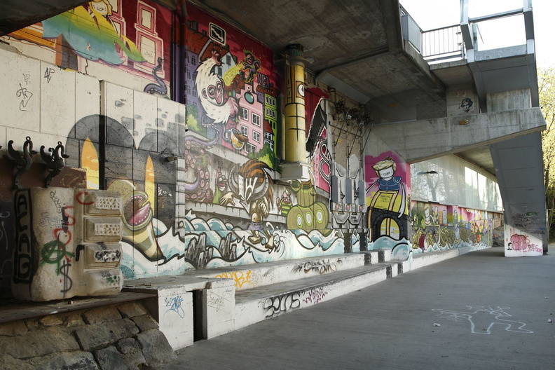 Graz-Murpromenade-Graffiti-_MG_8510.JPG