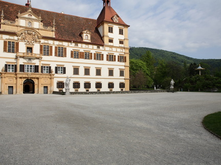 Schloss Eggenberg - der Haupteingang 